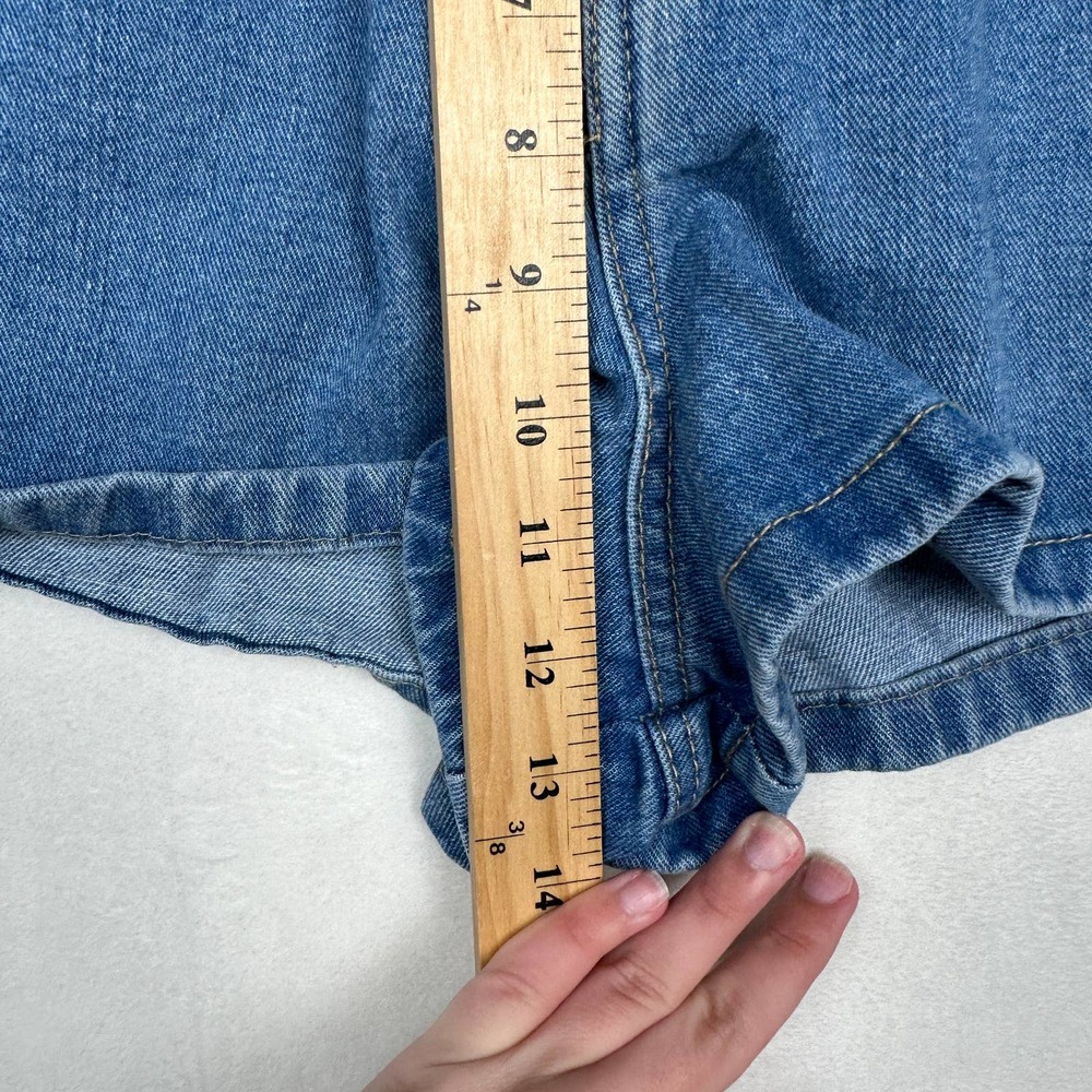 Forever 21 Women Sz 25 Blue‎ Denim Paper Bag Jean Shorts Med Wash Cinched Waist - Picture 4 of 8